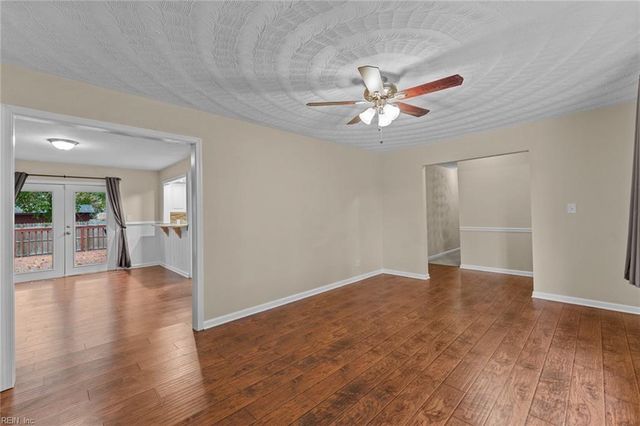 1132 Sippel DR, Chesapeake, VA 23320