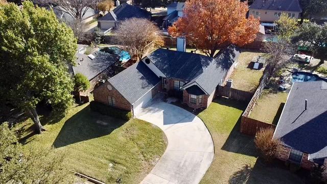 702 Giltin Court, Arlington, TX 76006