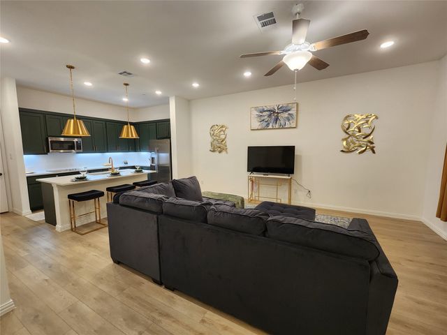 632 Blue Ridge Drive, Mansfield, TX 76063