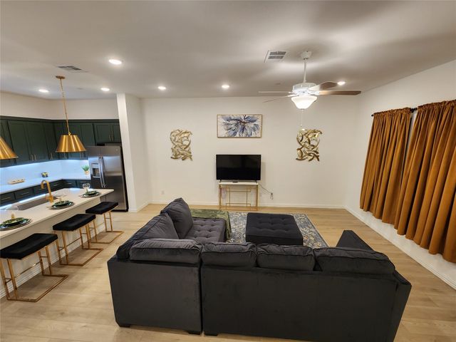 632 Blue Ridge Drive, Mansfield, TX 76063