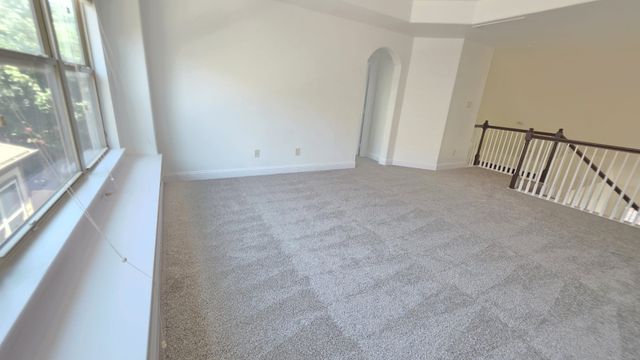 11516 Round Leaf Drive, Fort Worth, TX 76244