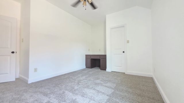 11516 Round Leaf Drive, Fort Worth, TX 76244
