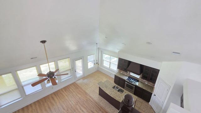 11516 Round Leaf Drive, Fort Worth, TX 76244
