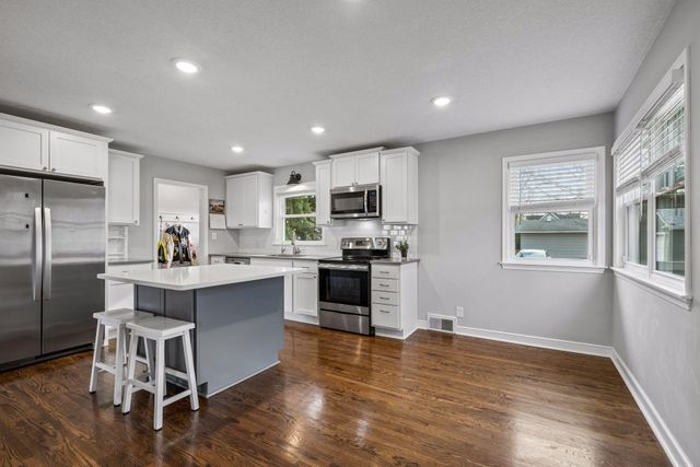 651 3rd Avenue S, South Saint Paul, MN 55075