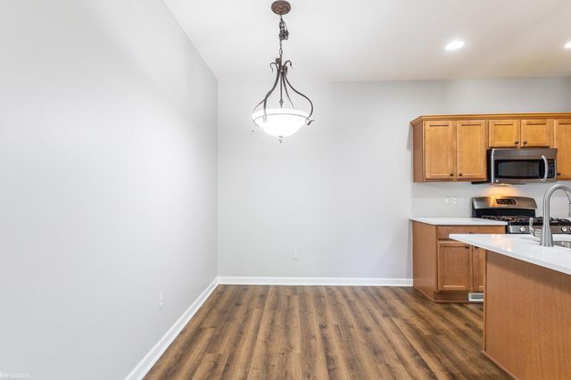 56659 Long Island Drive 133, Shelby Twp, MI 48316