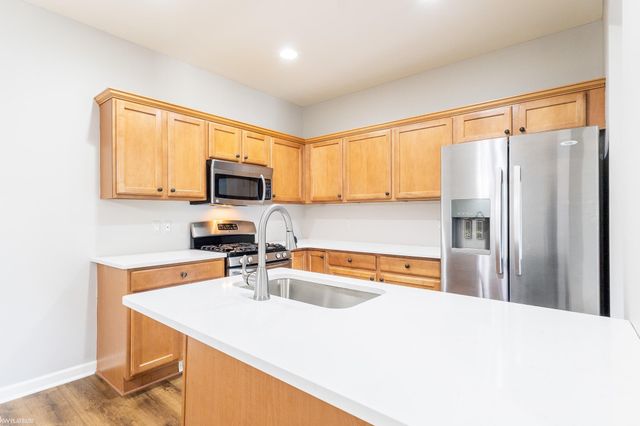 56659 Long Island Drive 133, Shelby Twp, MI 48316