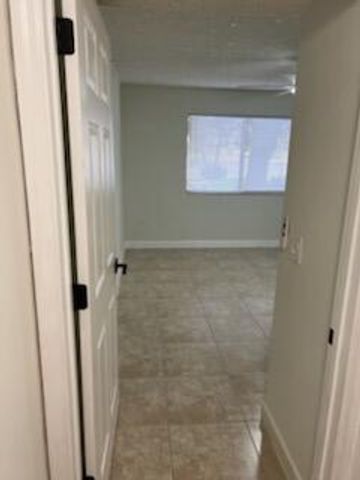 5011 WILES Road 104, Coconut Creek, FL 33073