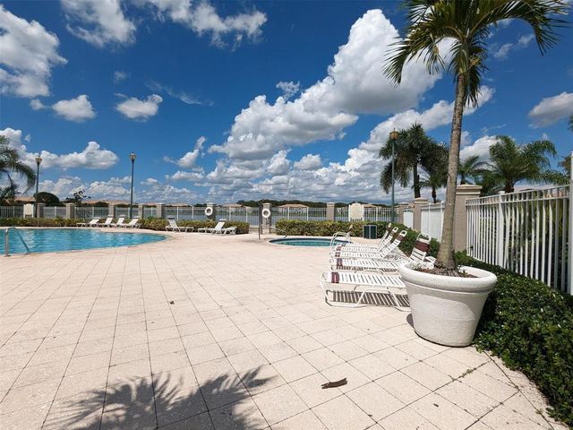 5011 WILES Road 104, Coconut Creek, FL 33073