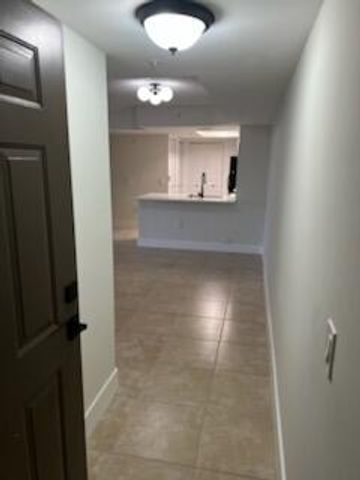 5011 WILES Road 104, Coconut Creek, FL 33073