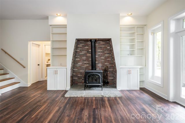 201 Covewood Trail, Asheville, NC 28805