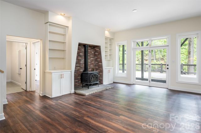 201 Covewood Trail, Asheville, NC 28805