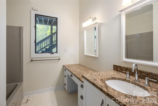 201 Covewood Trail, Asheville, NC 28805