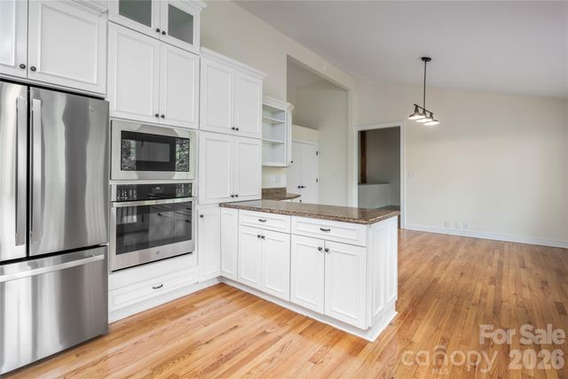 201 Covewood Trail, Asheville, NC 28805
