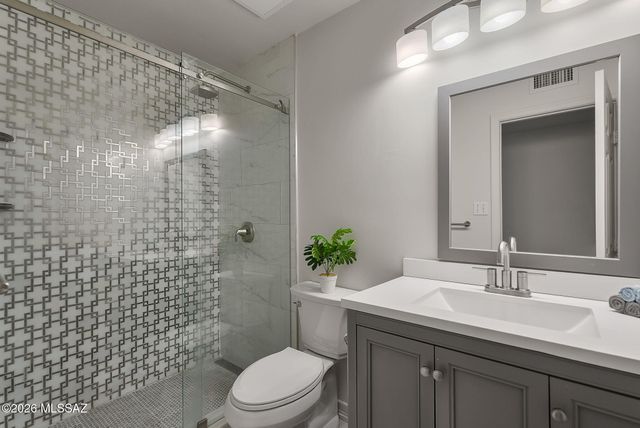 207 Petalo Court, Rio Rico, AZ 85648