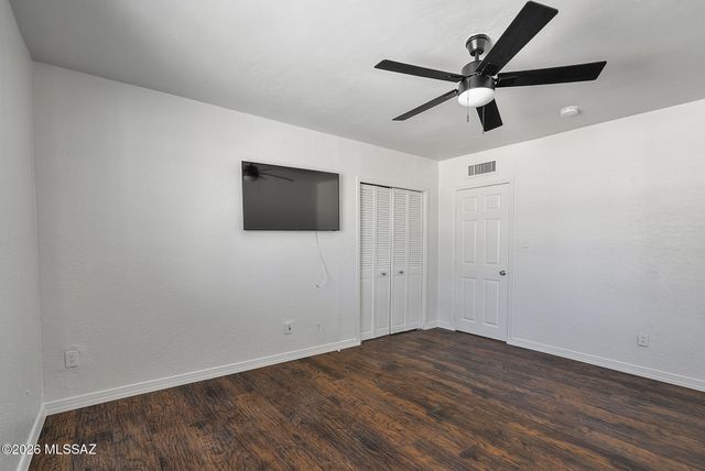 207 Petalo Court, Rio Rico, AZ 85648