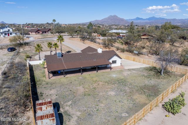 207 Petalo Court, Rio Rico, AZ 85648