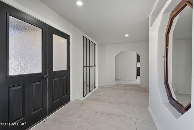 207 Petalo Court, Rio Rico, AZ 85648