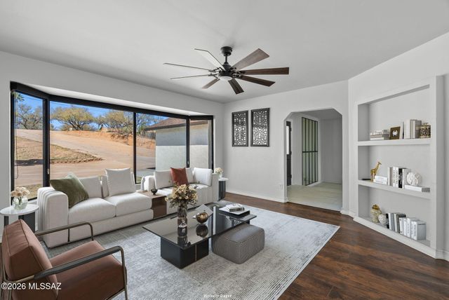 207 Petalo Court, Rio Rico, AZ 85648