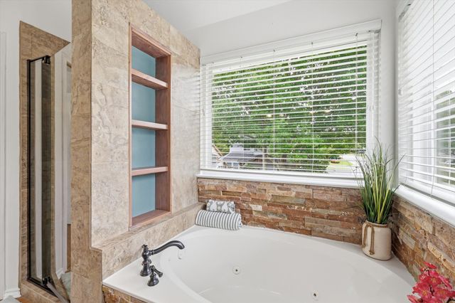 4169 Harvestwood Drive, Grapevine, TX 76051