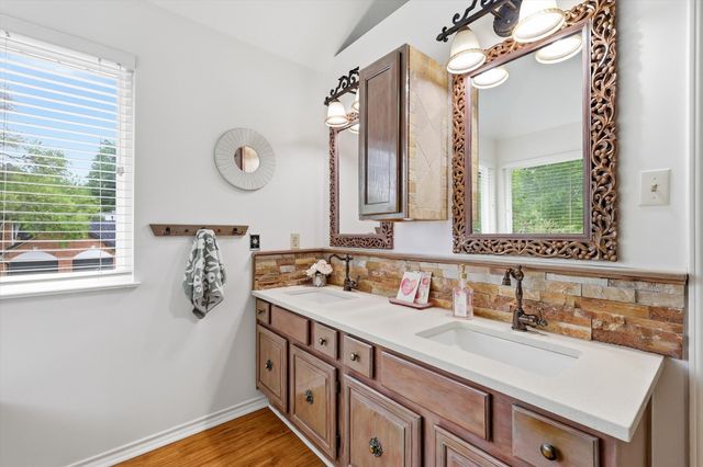 4169 Harvestwood Drive, Grapevine, TX 76051