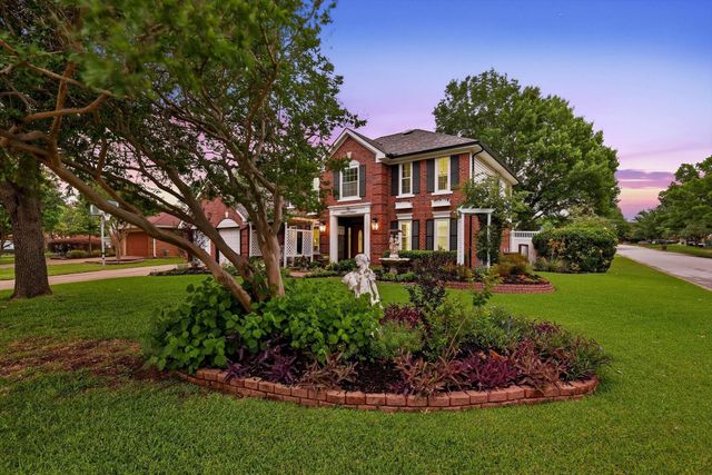 4169 Harvestwood Drive, Grapevine, TX 76051