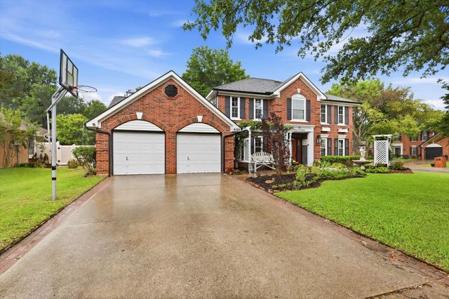 4169 Harvestwood Drive, Grapevine, TX 76051