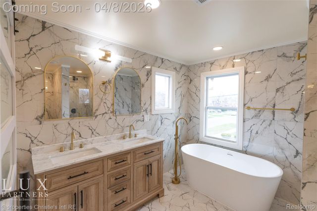 18516 Prairie Street, Detroit, MI 48221