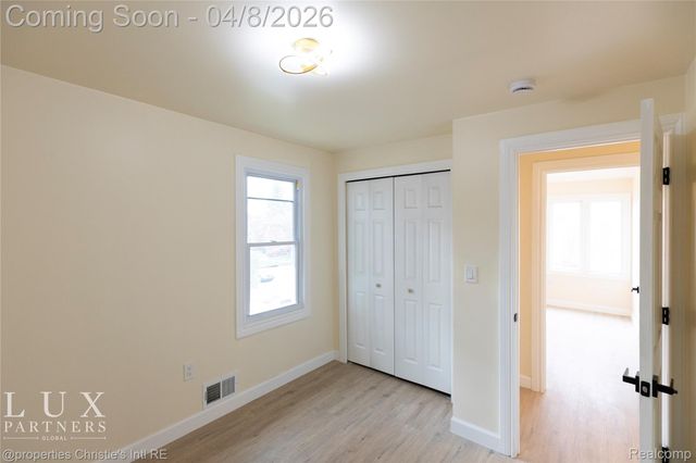 18516 Prairie Street, Detroit, MI 48221