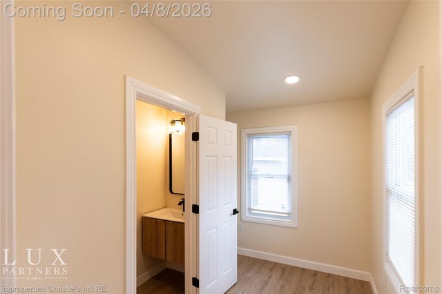 18516 Prairie Street, Detroit, MI 48221