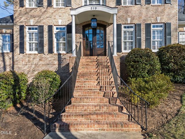 219 Brown Bear, Chapel Hill, NC 27517