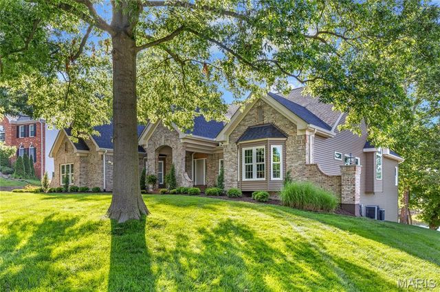 684 Clifden Drive, Weldon Spring, MO 63304