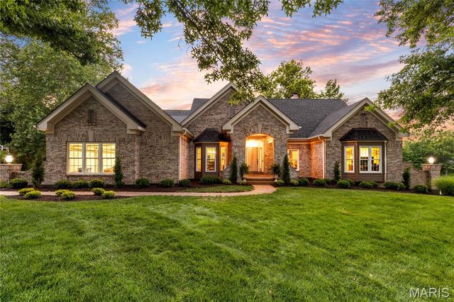 684 Clifden Drive, Weldon Spring, MO 63304