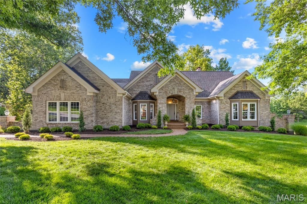 684 Clifden Drive, Weldon Spring, MO 63304