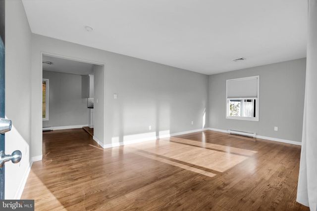 8979 EASTON RD, Ottsville, PA 18942