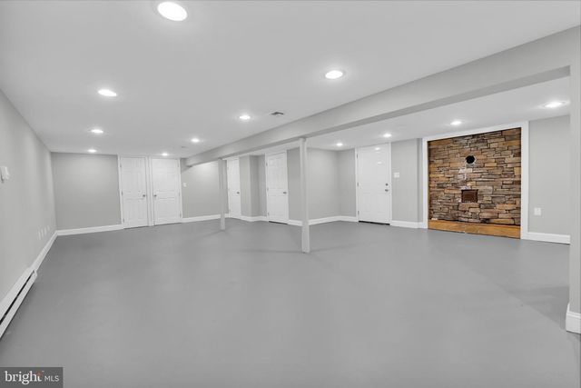 8979 EASTON RD, Ottsville, PA 18942