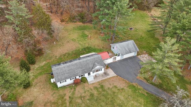 8979 EASTON RD, Ottsville, PA 18942