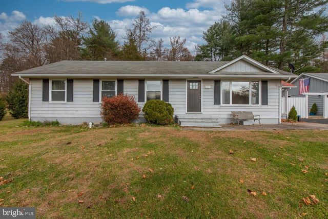 8979 EASTON RD, Ottsville, PA 18942