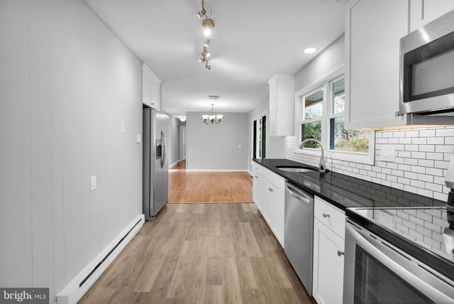 8979 EASTON RD, Ottsville, PA 18942