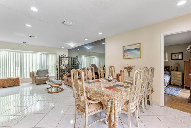 6530 NW 11th Street, Margate, FL 33063