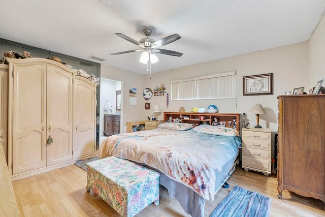 6530 NW 11th Street, Margate, FL 33063