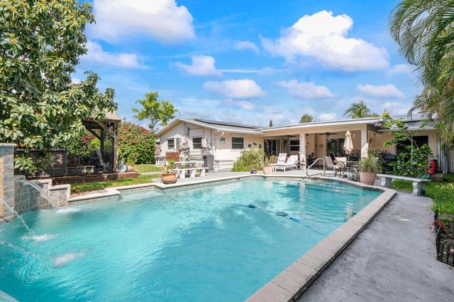 6530 NW 11th Street, Margate, FL 33063