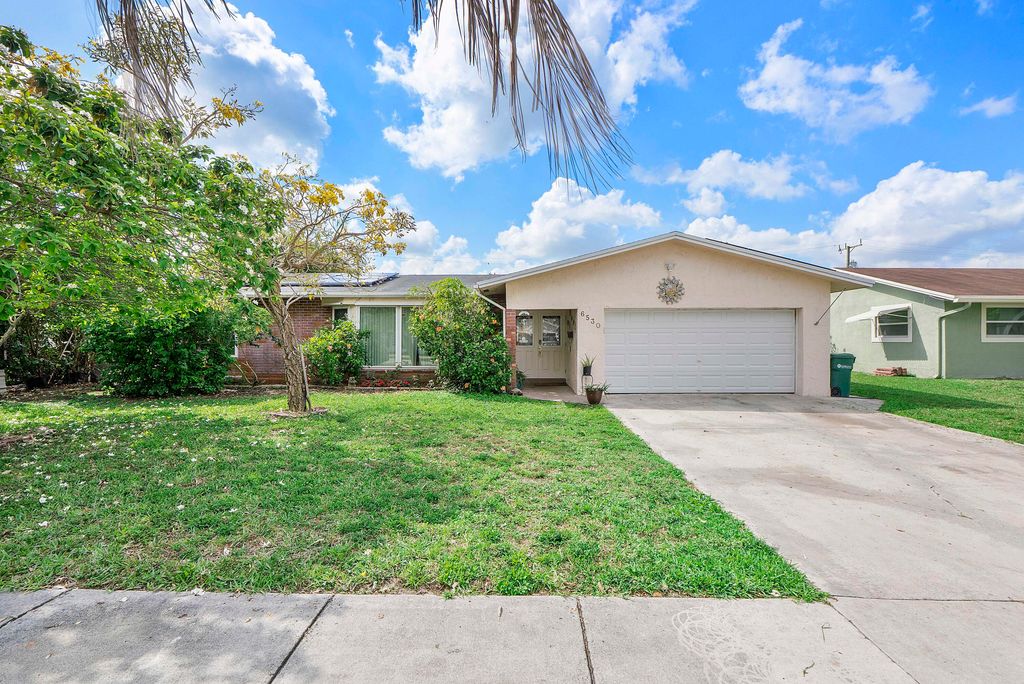 6530 NW 11th Street, Margate, FL 33063