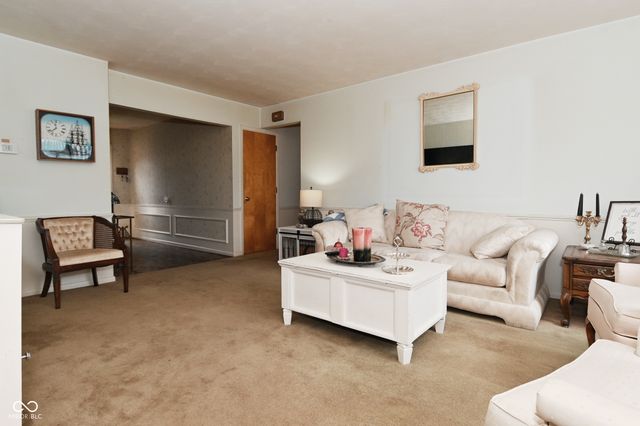 3221 Bluebell Lane, Indianapolis, IN 46224