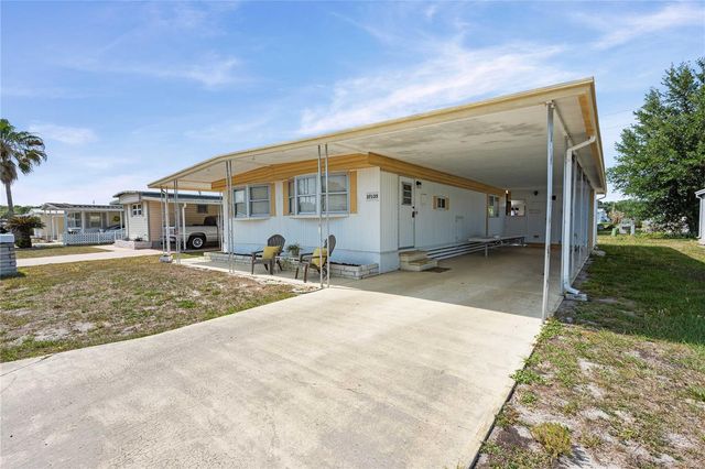 37135 SANDRA AVENUE, Zephyrhills, FL 33542