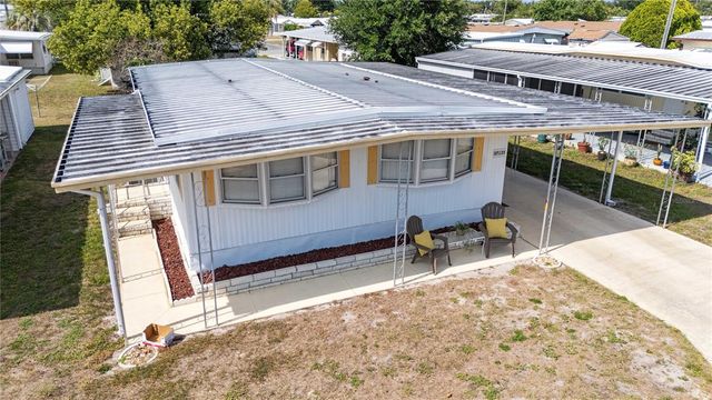 37135 SANDRA AVENUE, Zephyrhills, FL 33542