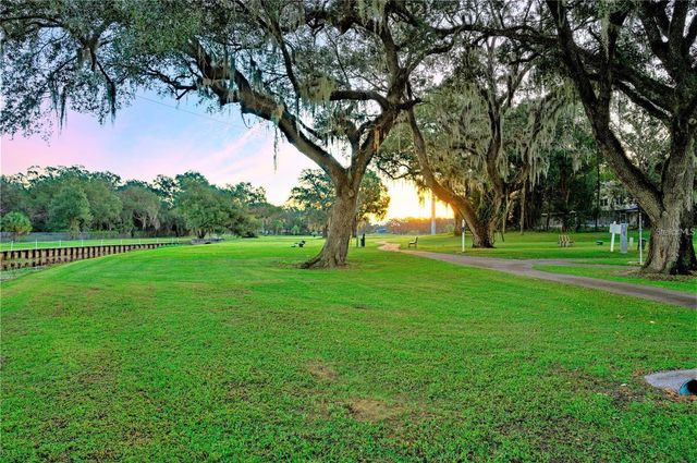 37135 SANDRA AVENUE, Zephyrhills, FL 33542