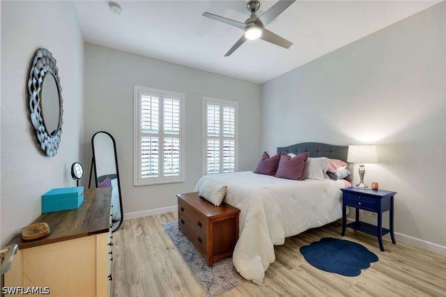 16221 Parque LN, Naples, FL 34110