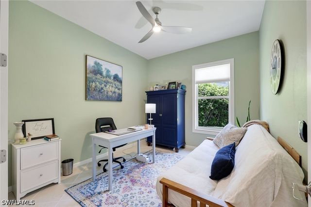 16221 Parque LN, Naples, FL 34110