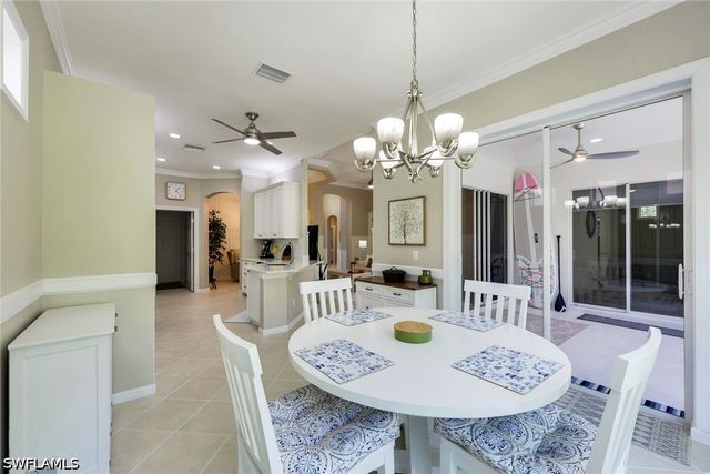 16221 Parque LN, Naples, FL 34110