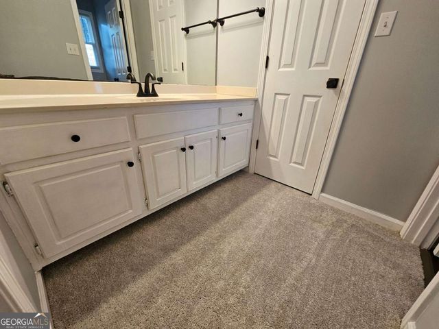 938 Charleston Court, Gainesville, GA 30501